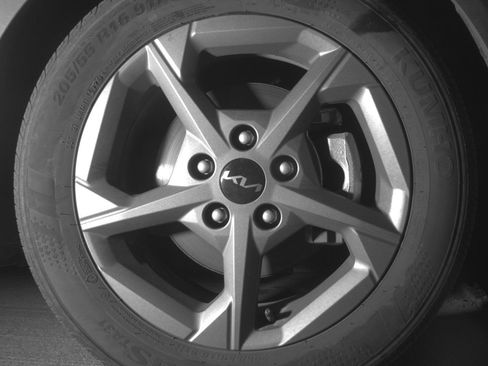 Used 2025 Kia K4 FWD image 13