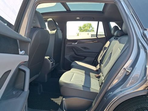 New 2026 Volkswagen Tiguan SE R-Line AWD/4WD image 5