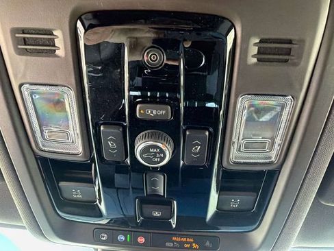 New 2026 GMC Yukon Elevation w/ Elevation Premium Package image 34