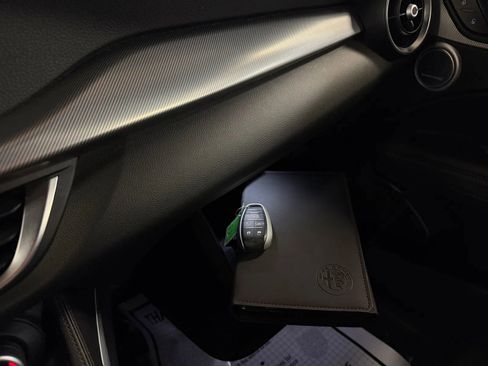 Used 2018 Alfa Romeo Stelvio Ti Sport image 24