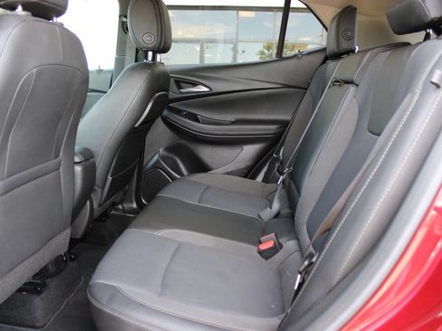 Used 2022 Buick Encore GX Select FWD image 19