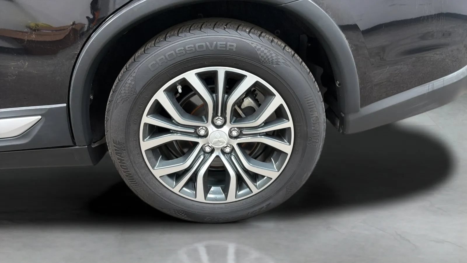 Used 2016 Mitsubishi Outlander SE FWD image 27