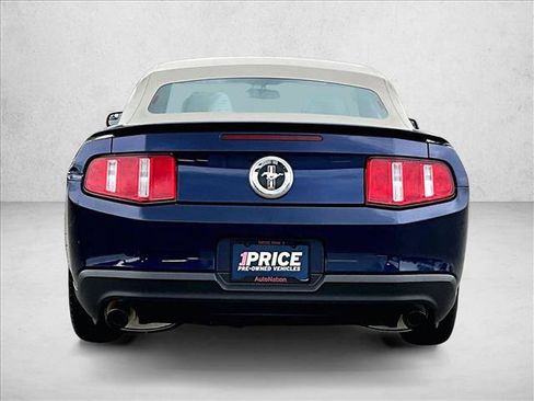Used 2011 Ford Mustang Convertible w/ 101A Rapid Spec Order Code RWD image 4