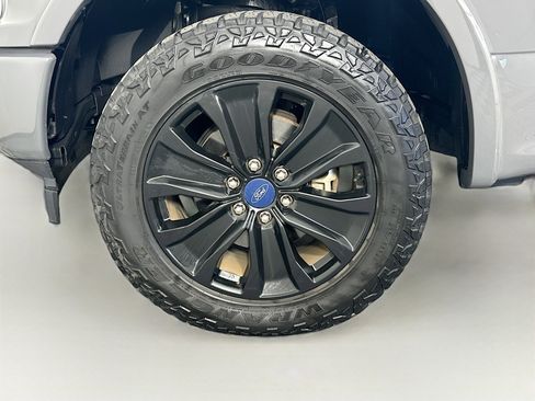 Used 2020 Ford F150 Lariat w/ Equipment Group 502A Luxury AWD/4WD image 11