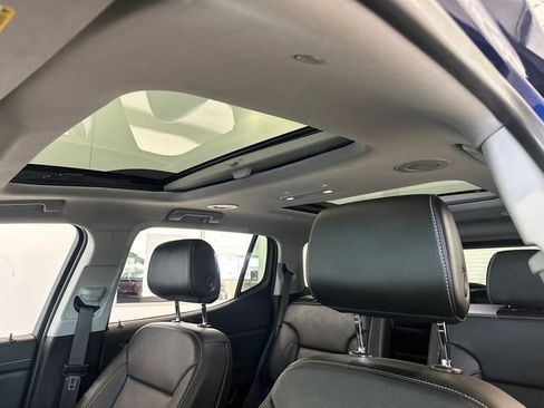 Used 2023 GMC Acadia SLT w/ Elevation Edition AWD/4WD image 26