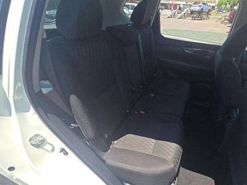 Used 2020 Nissan Rogue S AWD/4WD image 18