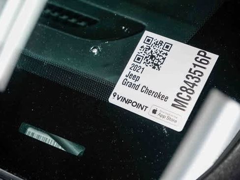 Used 2021 Jeep Grand Cherokee Limited image 29