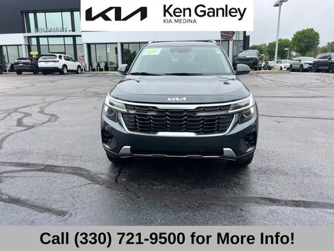 Certified 2025 Kia Seltos EX AWD/4WD image 4