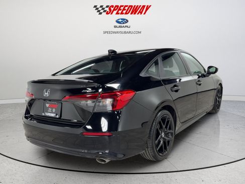 Used 2024 Honda Civic Sport image 9