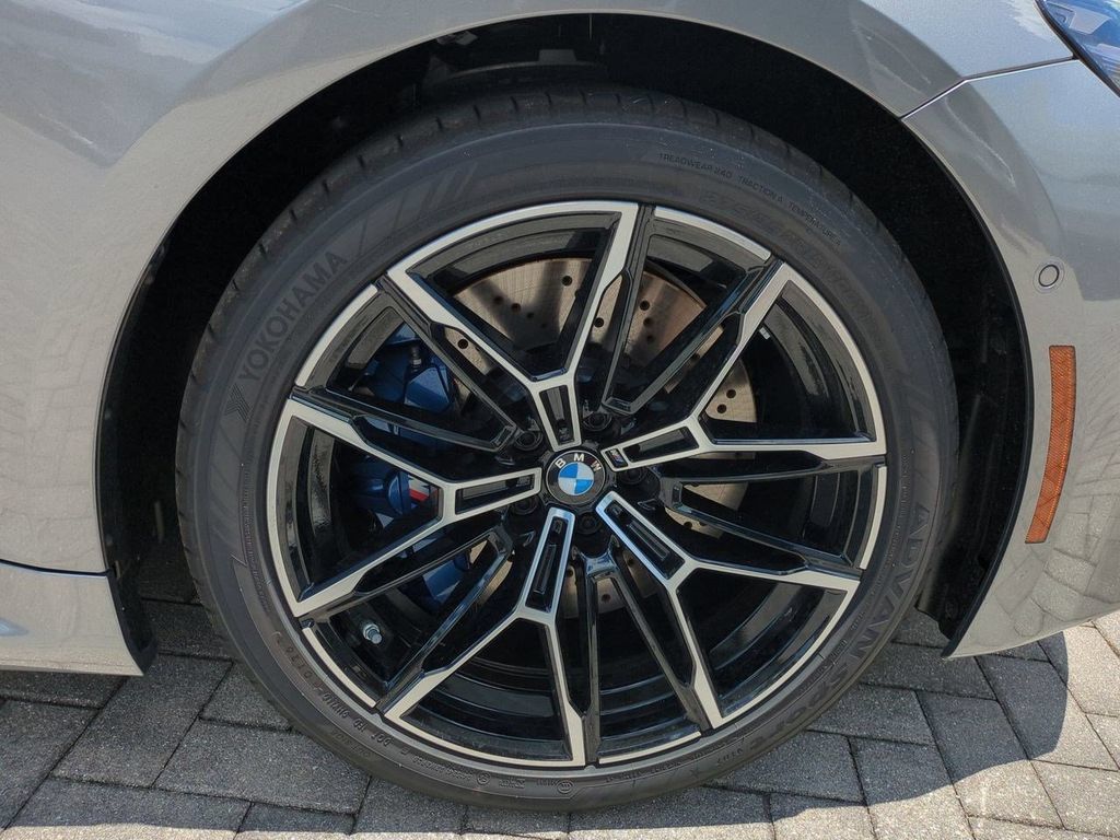New 2026 BMW M2 w/ Lighting Package RWD image 11
