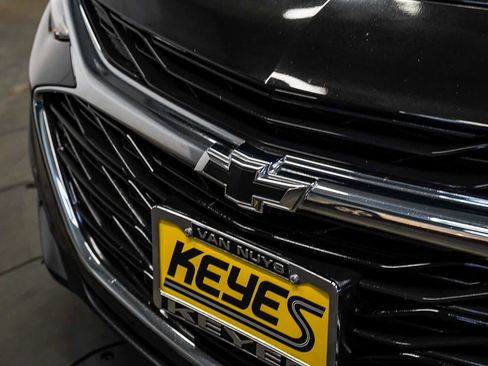 Used 2025 Chevrolet Malibu RS FWD image 8