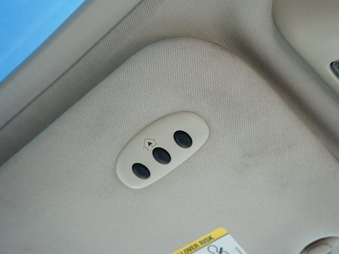 Used 2004 Lincoln Navigator Luxury image 15