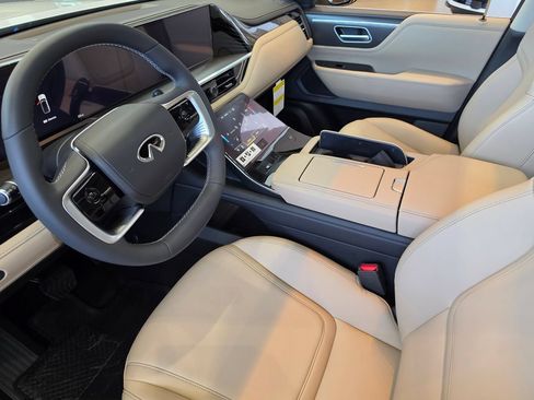 Used 2026 INFINITI QX80 Pure AWD/4WD image 12