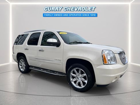 Used 2013 GMC Yukon Denali image 1