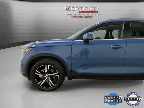 Used 2025 Volvo XC40 B5 Core image 93