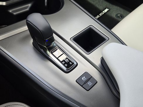 New 2026 Lexus UX 300h FWD w/ Accessory Package (A2) image 12