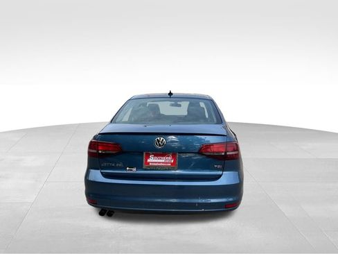 Used 2016 Volkswagen Jetta SEL FWD image 5