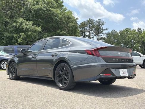 Used 2021 Hyundai Sonata SEL FWD image 12