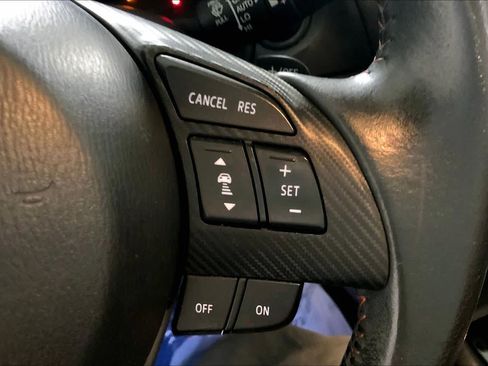 Used 2014 MAZDA MAZDA3 s Grand Touring w/ Technology Package FWD image 23