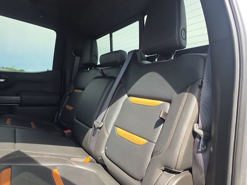 Used 2020 GMC Sierra 1500 AT4 w/ AT4 Premium Package AWD/4WD image 12