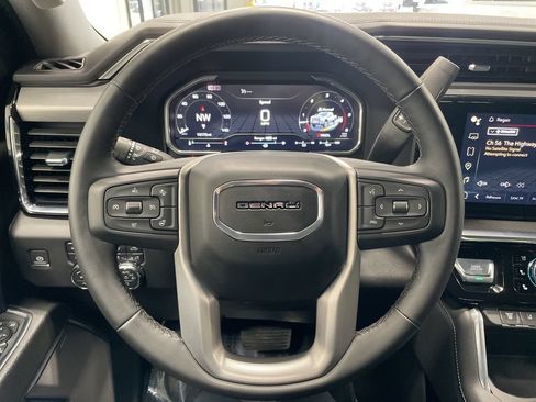 Used 2024 GMC Sierra 3500 Denali AWD/4WD image 43