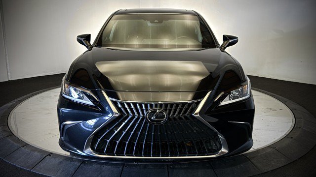Used 2023 Lexus ES 350 w/ Premium Package FWD image 29