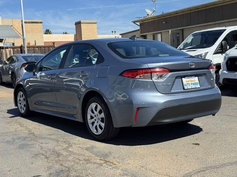 Used 2024 Toyota Corolla LE image 7