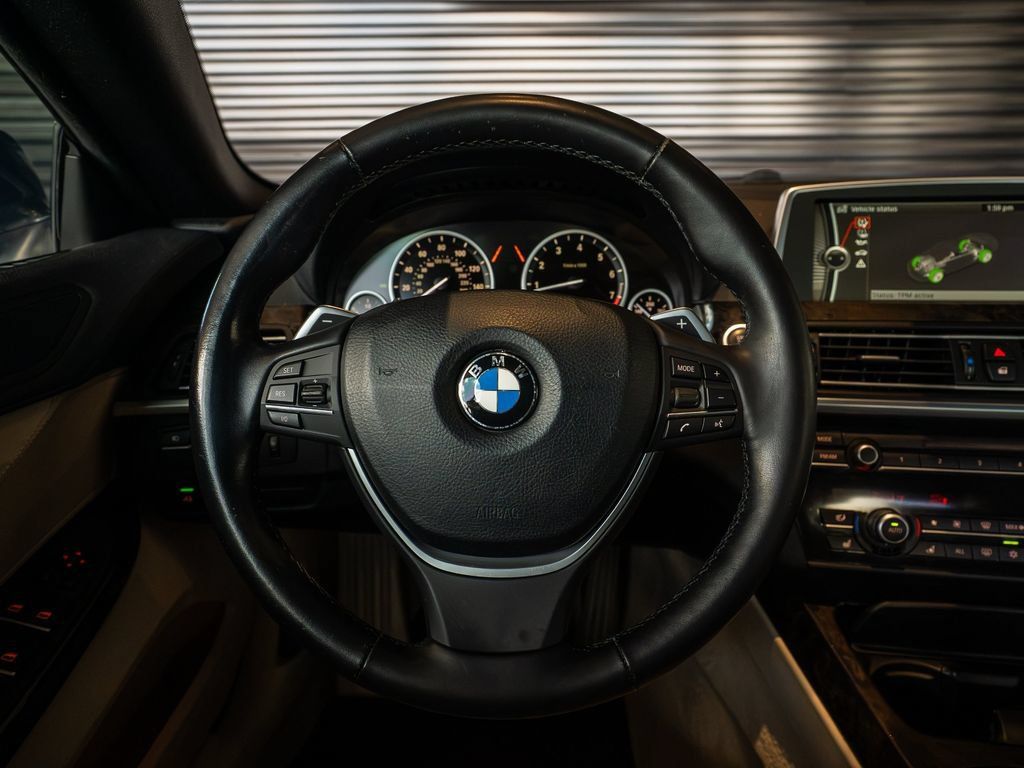 Used 2012 BMW 650i Convertible RWD image 25