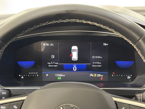 Certified 2024 Volkswagen Tiguan SE AWD/4WD image 29