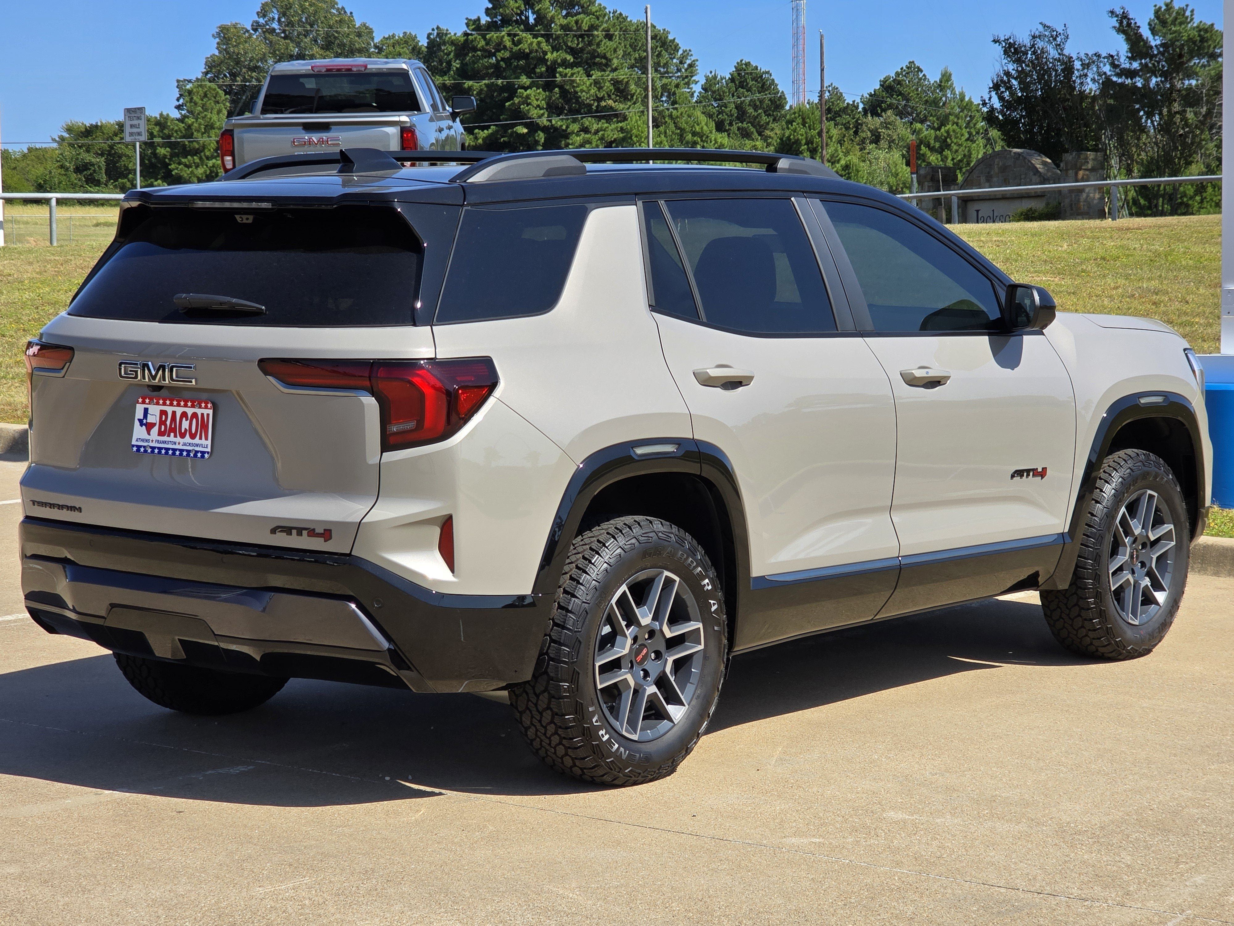 New 2027 GMC Terrain AT4 w/ Technology Package II AWD/4WD image 3