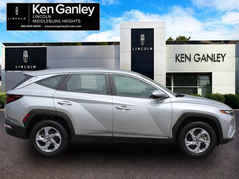Used 2024 Hyundai Tucson SE AWD/4WD image 8