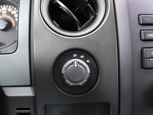 Used 2014 Ford F150 STX w/ Equipment Group 201A Mid AWD/4WD image 27