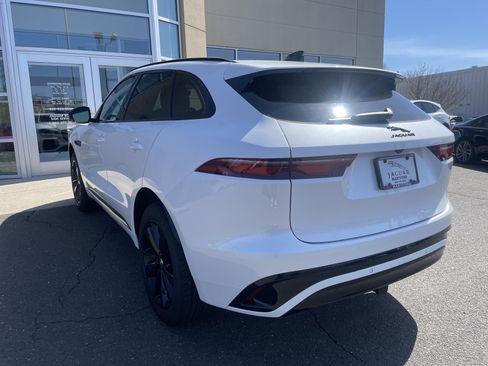 Used 2025 Jaguar F-PACE R-Dynamic S image 9
