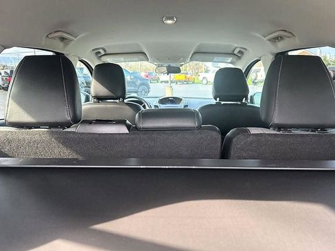 Used 2018 Ford Escape SE w/ SE Sport Appearance Package AWD/4WD image 32