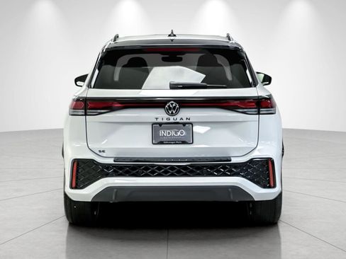 New 2026 Volkswagen Tiguan SE R-Line FWD image 4
