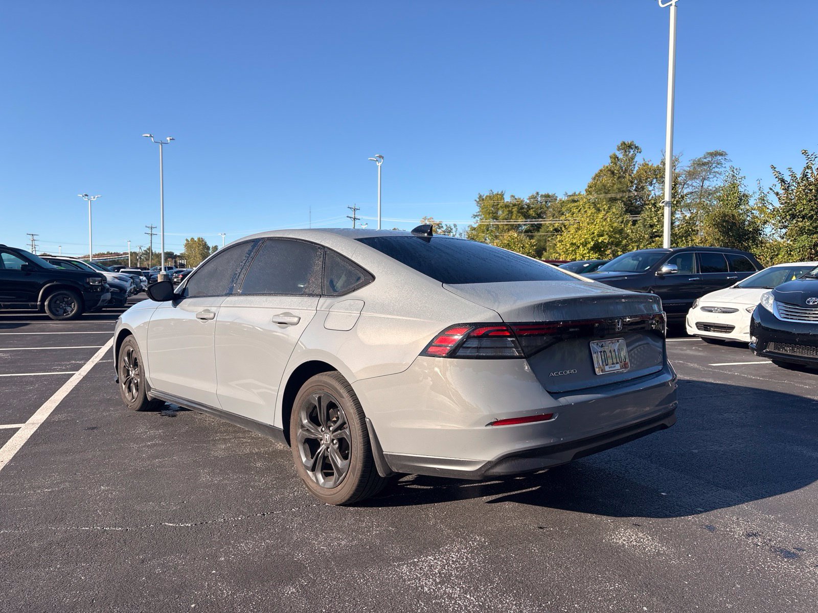 Used 2025 Honda Accord SE image 6
