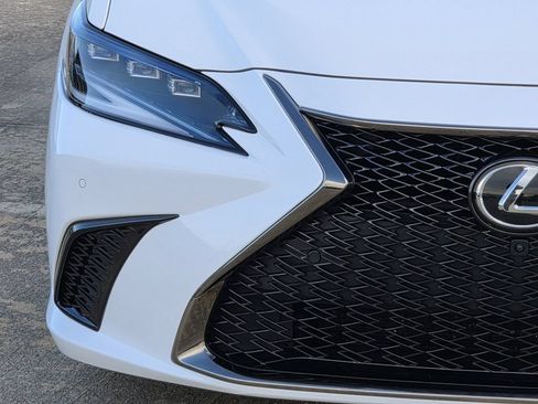 Used 2023 Lexus ES 350 F Sport w/ Accessory Package (Z2) FWD image 5