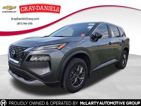 Used 2023 Nissan Rogue S AWD/4WD image 1