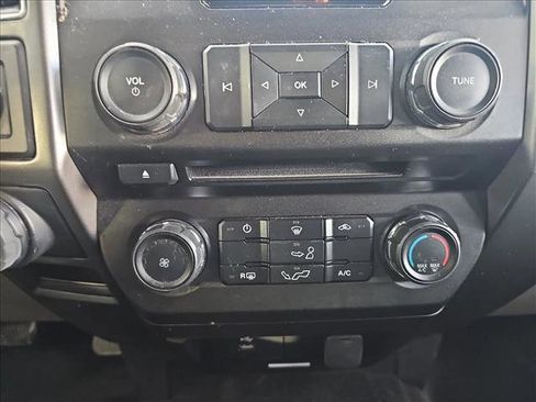 Used 2018 Ford F150 XLT w/ Equipment Group 301A Mid image 16
