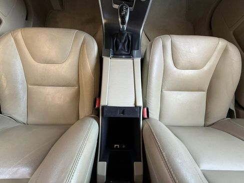 Used 2016 Volvo XC60 T5 Premier image 49