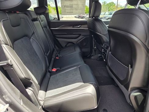 New 2026 Jeep Grand Cherokee Altitude AWD/4WD image 12