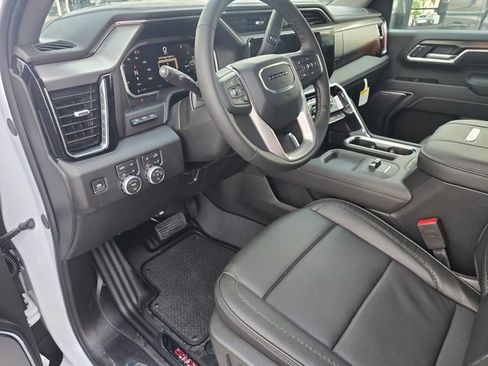 New 2026 GMC Sierra 2500 Denali w/ Denali Reserve Package image 18