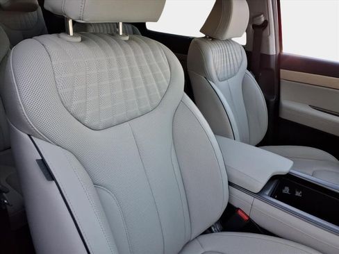 Used 2024 Hyundai Palisade Limited image 19