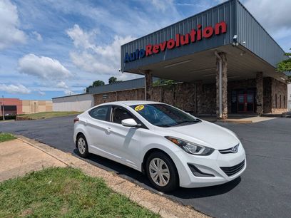 Used 2016 Hyundai Elantra SE