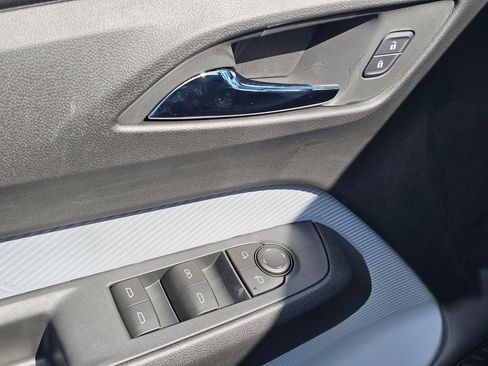 New 2027 Chevrolet Bolt LT FWD image 21
