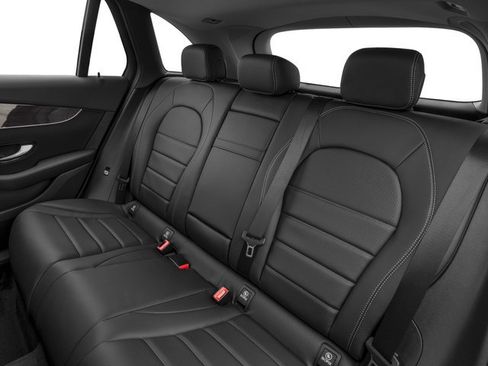 Used 2017 Mercedes-Benz GLC 300 4MATIC image 17