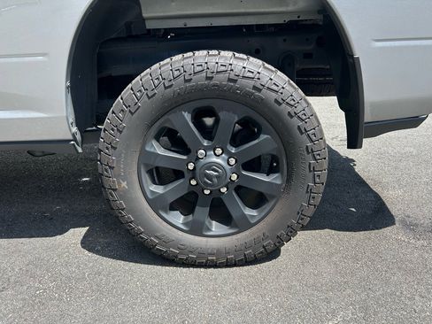 Used 2021 RAM 2500 Big Horn w/ Night Edition image 18