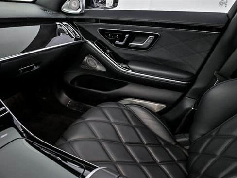 Used 2022 Mercedes-Benz Maybach S 580 4MATIC image 37