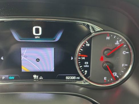 Used 2017 GMC Acadia Denali w/ Technology Package AWD/4WD image 17
