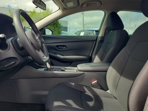 Certified 2025 Nissan Sentra S image 19